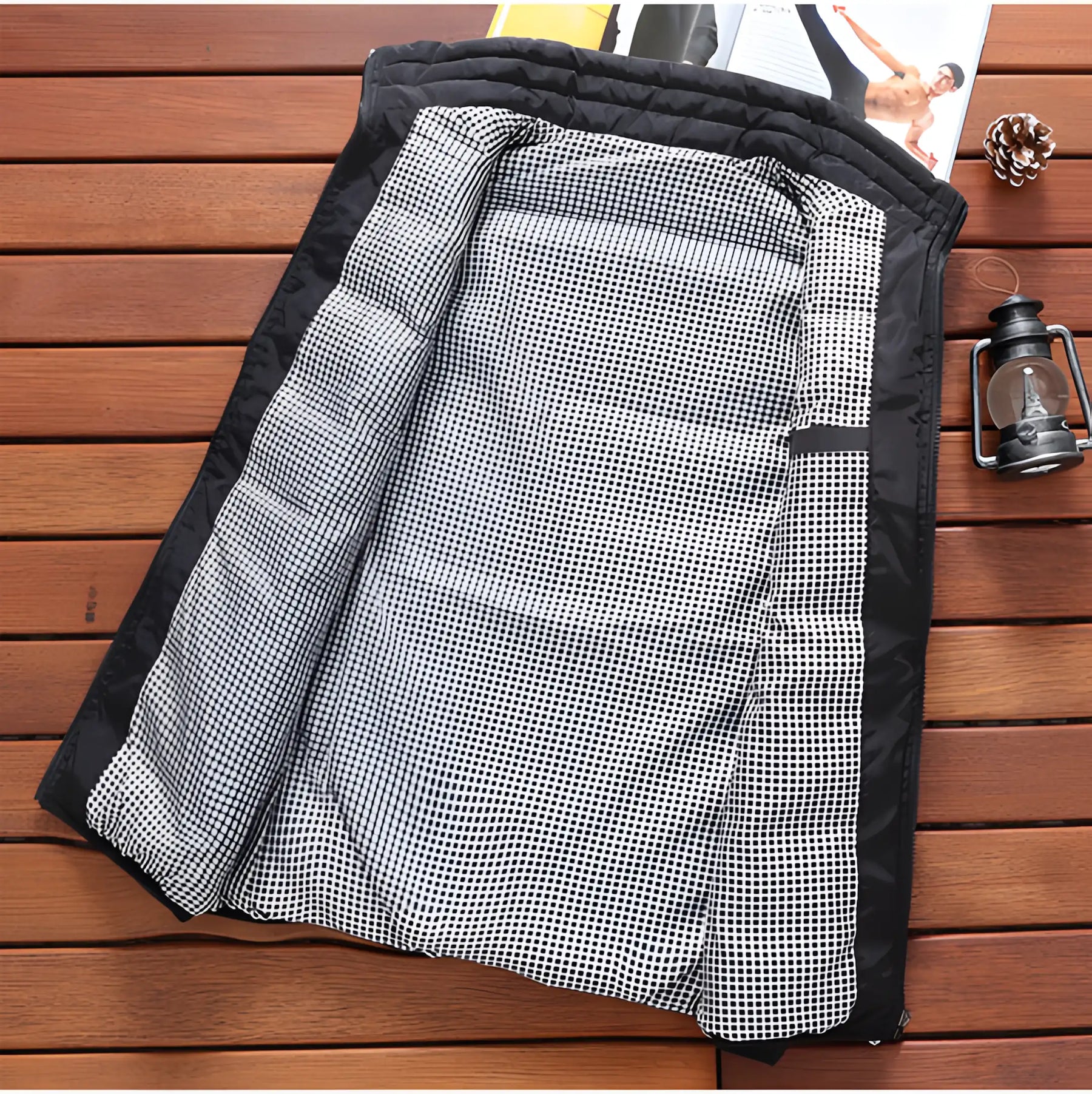 parte interna do colete masculino puffer preto.