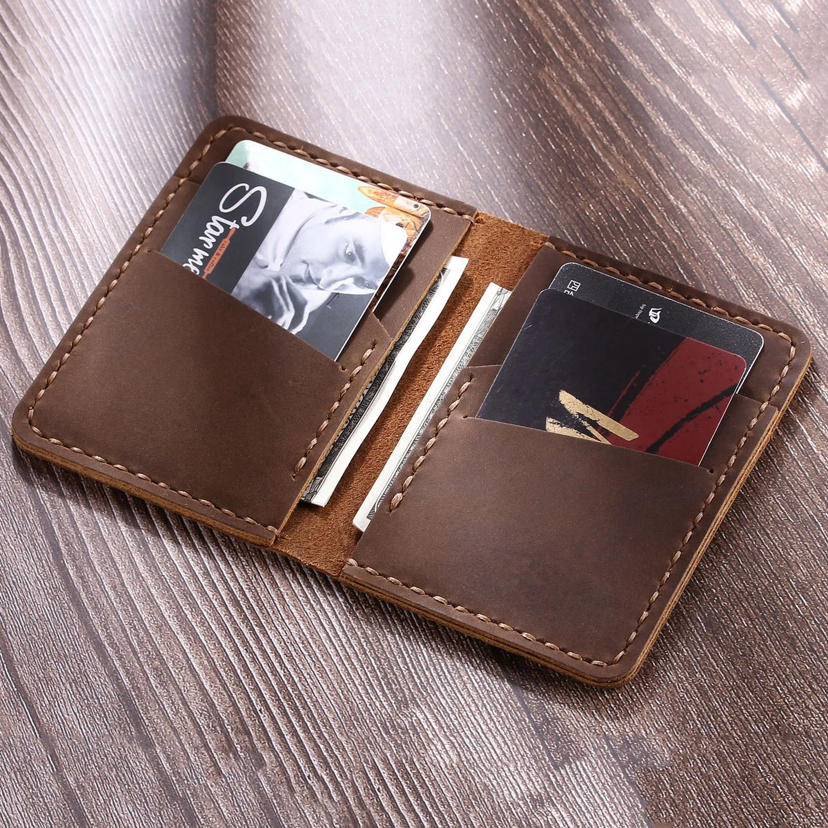 Porta Cartão Masculino em Couro Genuíno Artesanal com Design Casual e Acabamento Rústico
