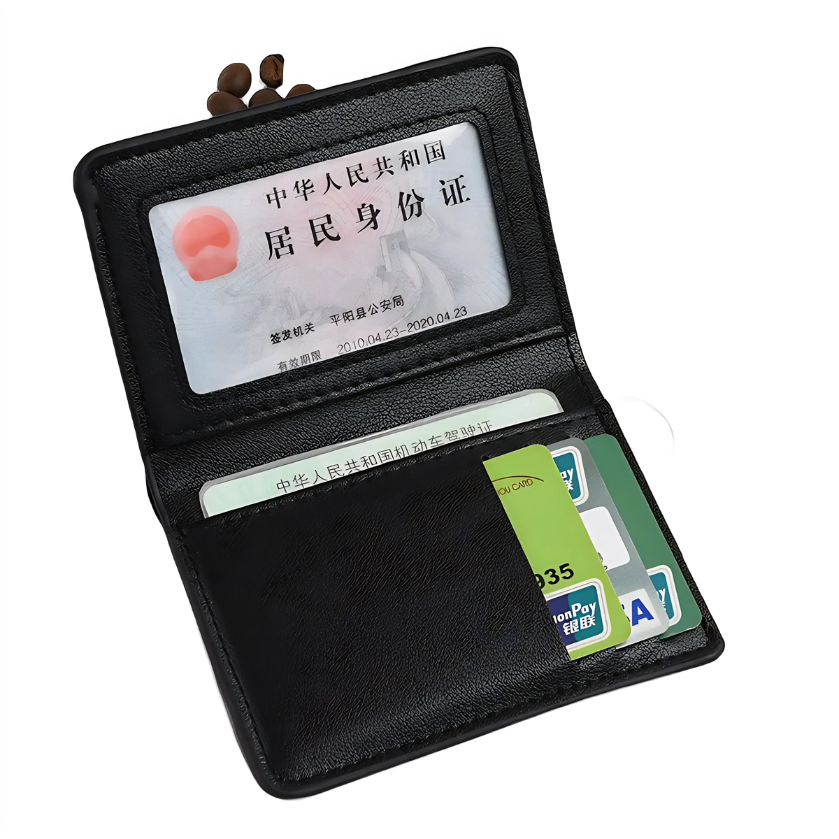 Carteira de couro preta com documentos e cartões, ideal para organização e praticidade.