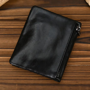 Carteira preta de couro com zíper, ideal para organização e estilo
