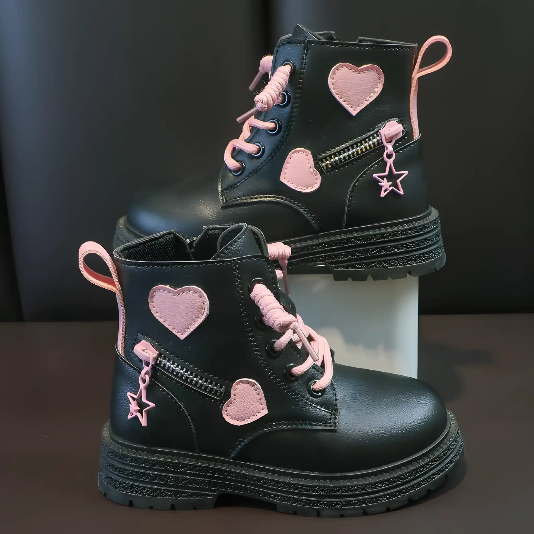 Bota Infantil Feminina Premium Com Forro Em Lã Sola Antiderrapante