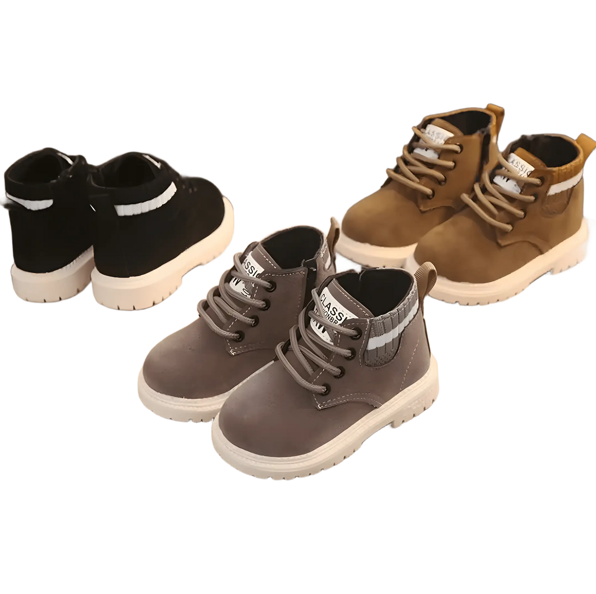 Três modelos disponíveis da bota infantil masculina em couro pu.