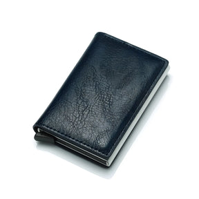 Carteira masculina slim em couro pu azul enquadrada em um fundo branco