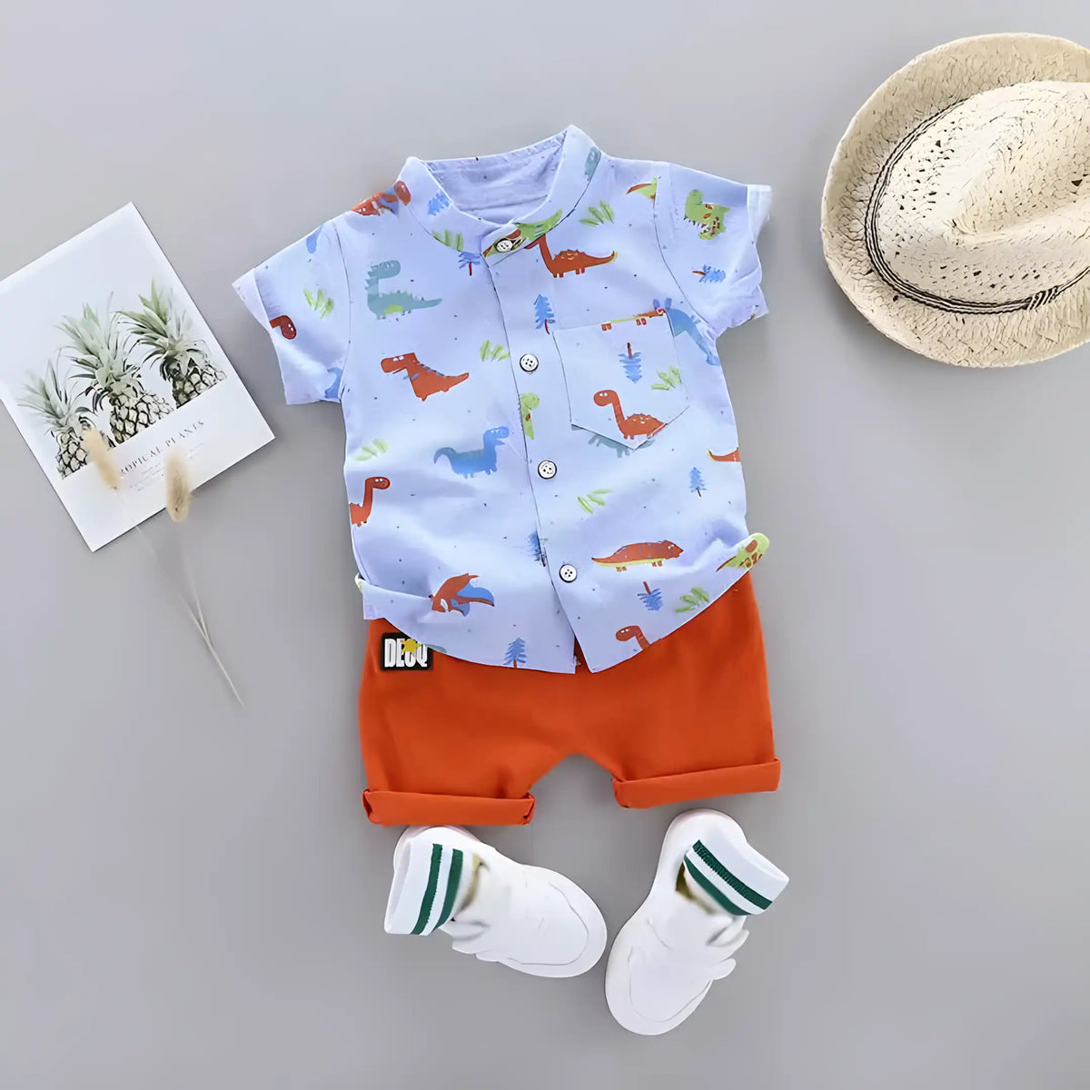 conjunto infantil masculino camisa e short modelo na cor azul.