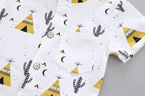 conjunto infantil masculino camisa e short modelo na cor amarelo destacando a camisa.