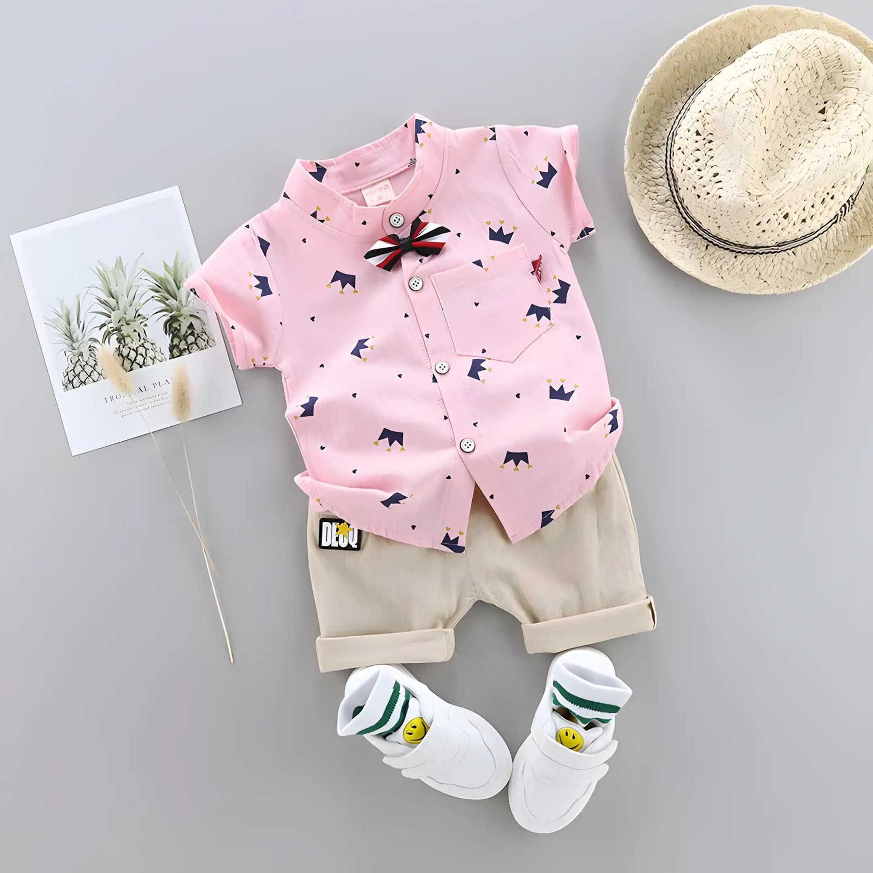 conjunto infantil masculino camisa e short modelo coroa na cor rosa.