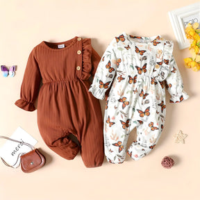 Macacão infantil feminino bebê menina na cor marrom e cor branco.
